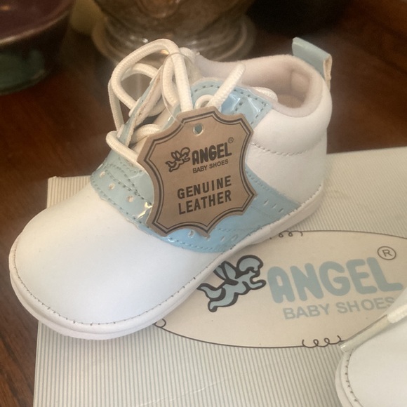Baby Austin Saddle Shoes by Angel NWT - Picture 2 of 4